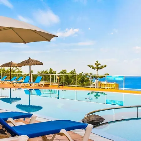 Wyndham Residences Aparthotel 4*