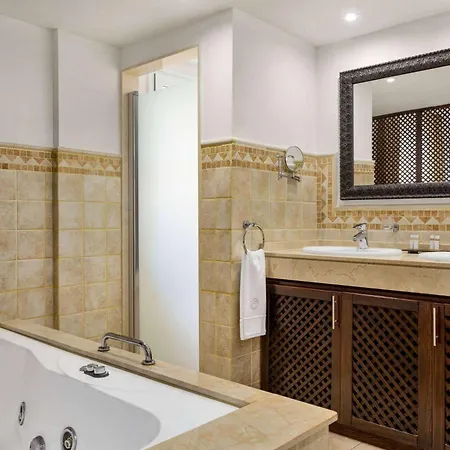 Aparthotel Wyndham Residences 3*