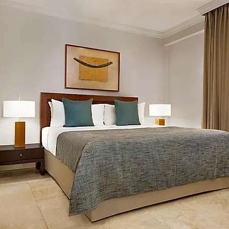 Aparthotel Wyndham Residences 4*