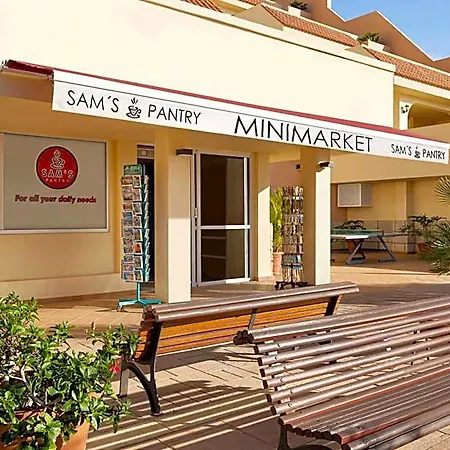 Wyndham Residences Aparthotel 4*